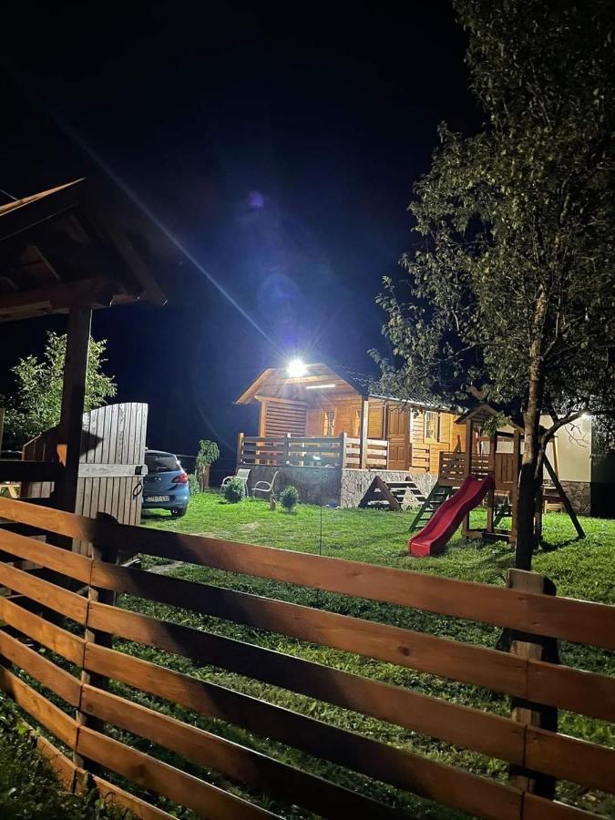 Villa Wooden House Ripac Bihać Esterno foto