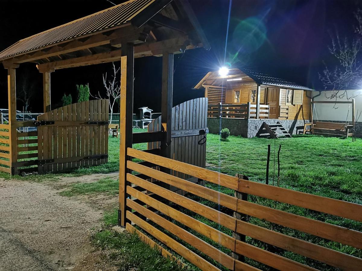 Villa Wooden House Ripac Bihać Esterno foto