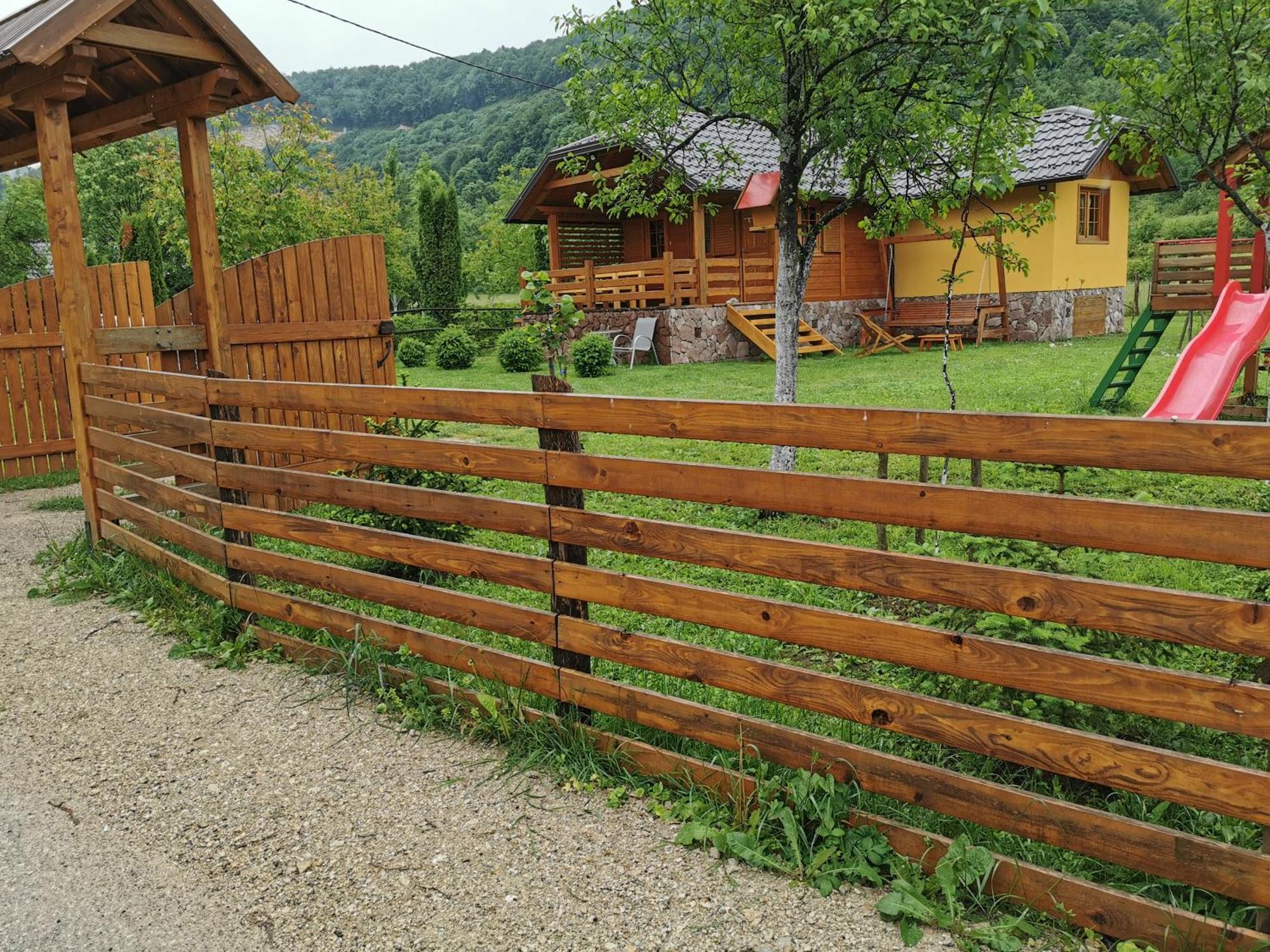 Villa Wooden House Ripac Bihać Esterno foto